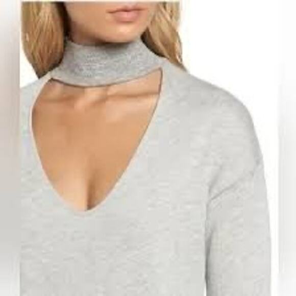 n:Philanthropy Gray Mock Collar Cut Out V-Neck Long Sleeve Sweatshirt Size XS - Picture 2 of 12